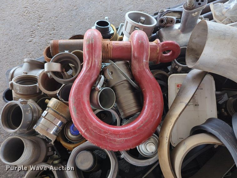 image for item LY9346 (16) pallets of tools