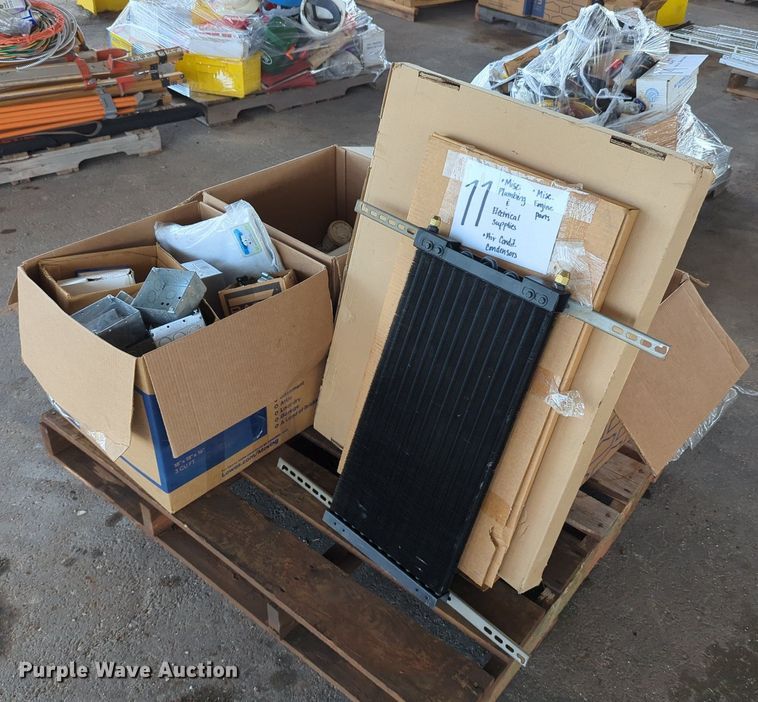 image for item LY9346 (16) pallets of tools