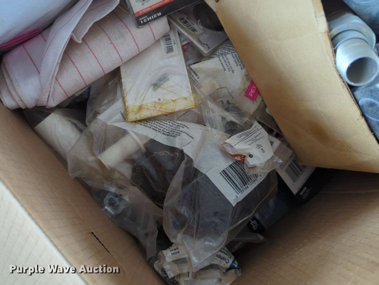 image for item LY9346 (16) pallets of tools