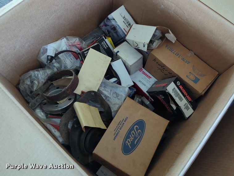 image for item LY9346 (16) pallets of tools