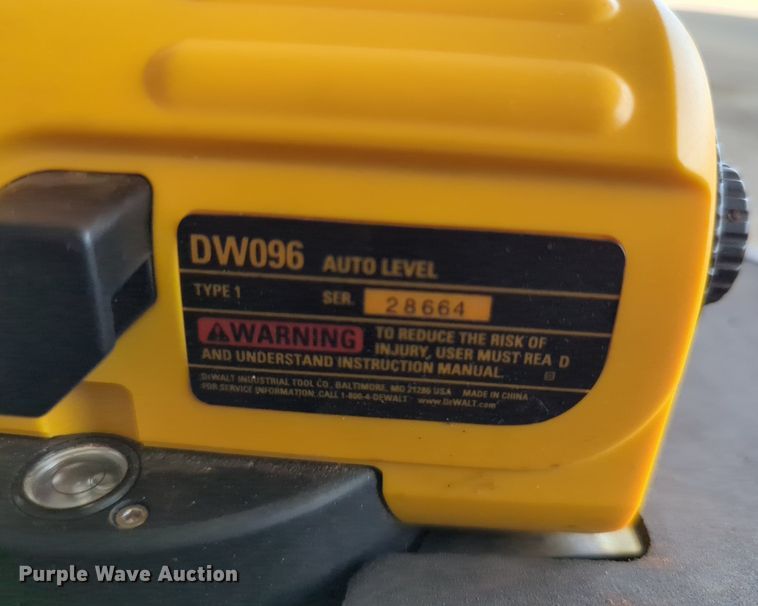 image for item LY9346 (16) pallets of tools