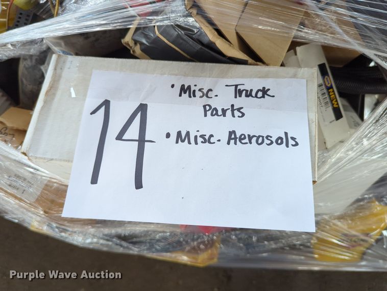 image for item LY9346 (16) pallets of tools