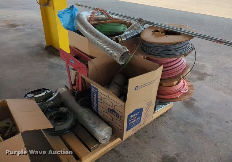 image for item LY9346 (16) pallets of tools