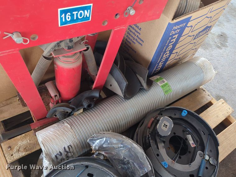 image for item LY9346 (16) pallets of tools