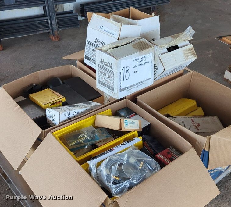 image for item LY9346 (16) pallets of tools