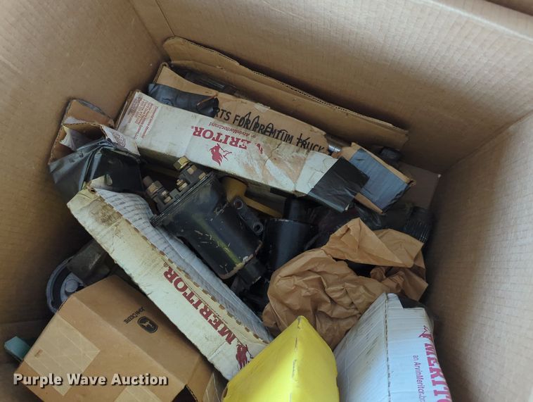 image for item LY9346 (16) pallets of tools