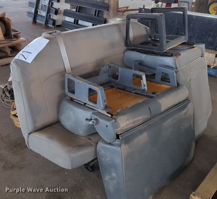 image for item LY9346 (16) pallets of tools