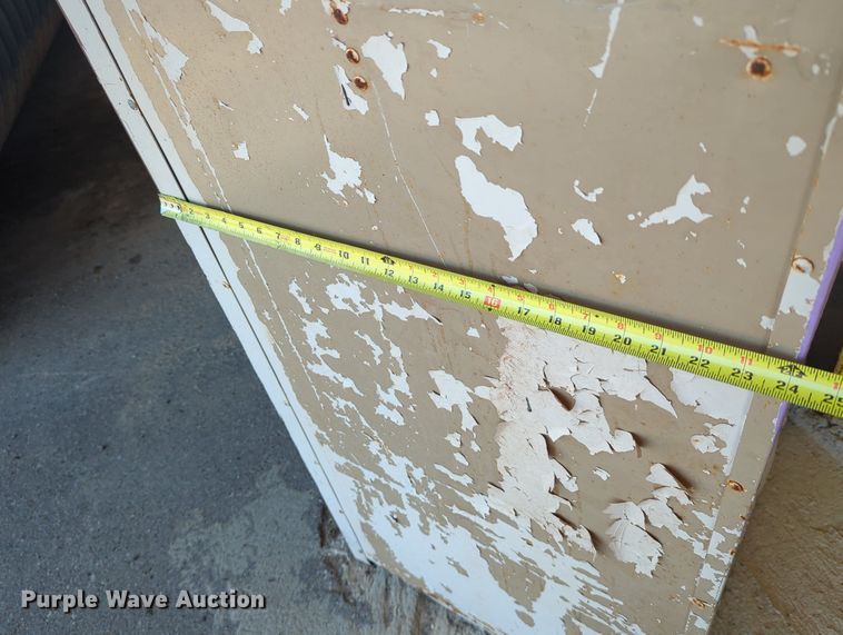 image for item LY9348 (6) lockers