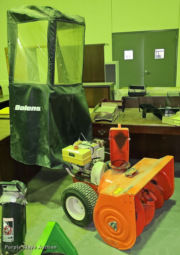 image for item ME9023 Ariens 924044  snow blower