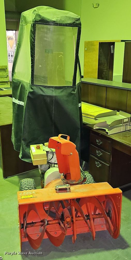 image for item ME9023 Ariens 924044  snow blower