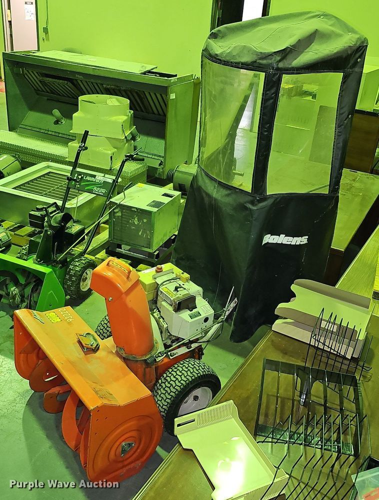 image for item ME9023 Ariens 924044  snow blower