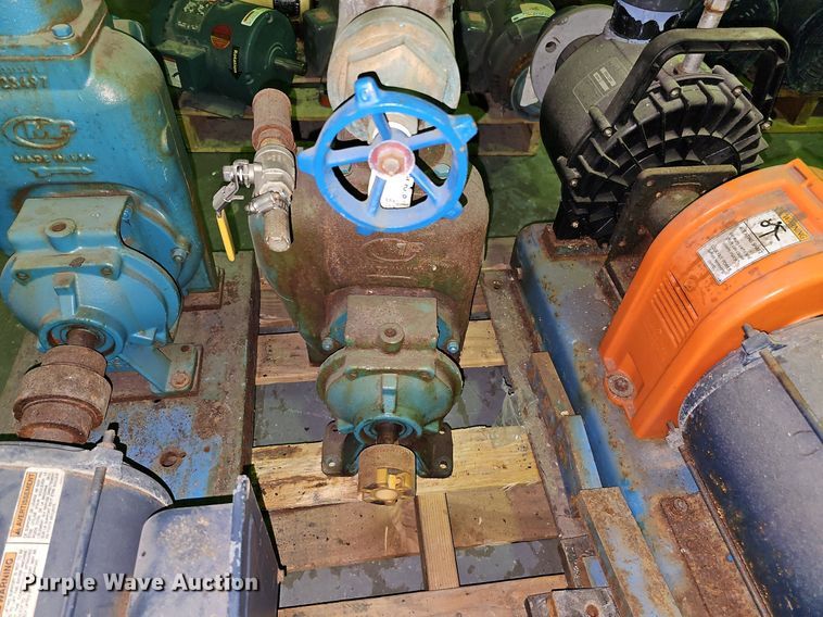 image for item ME9028 (3) pumps