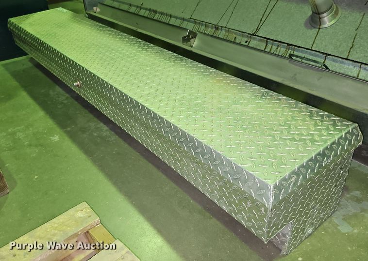 image for item ME9033 Toolbox