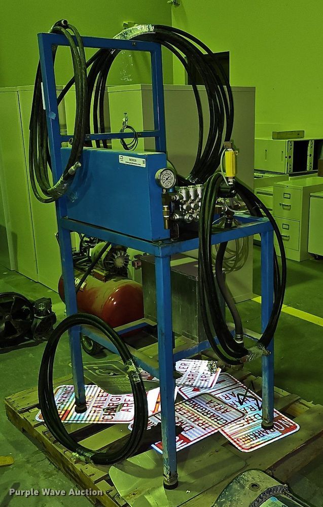 image for item ME9039 Pressure washer