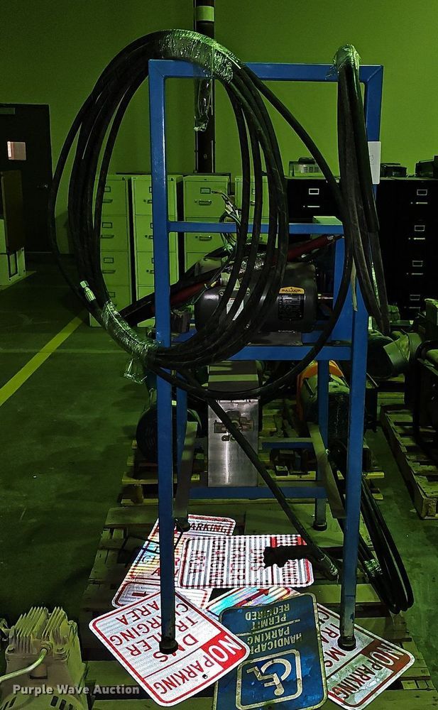 image for item ME9039 Pressure washer