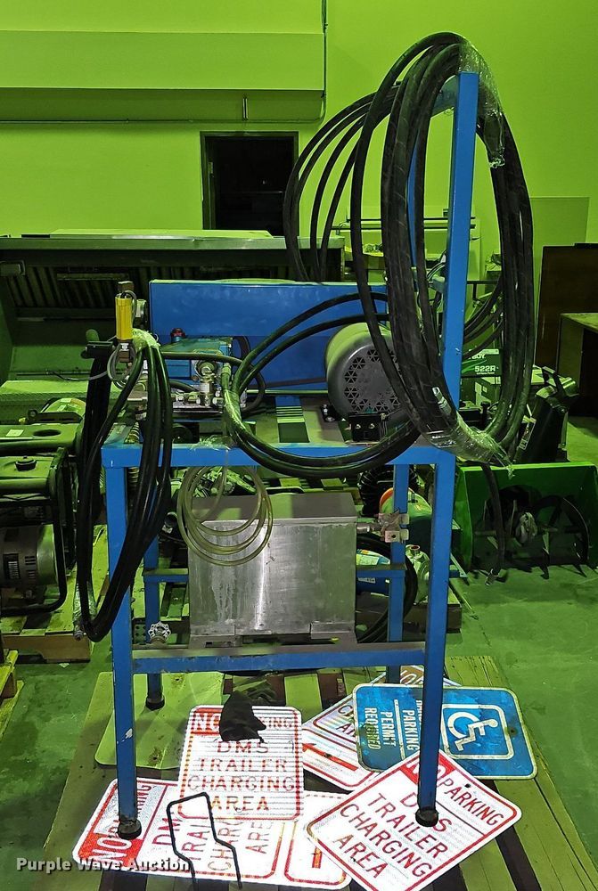 image for item ME9039 Pressure washer