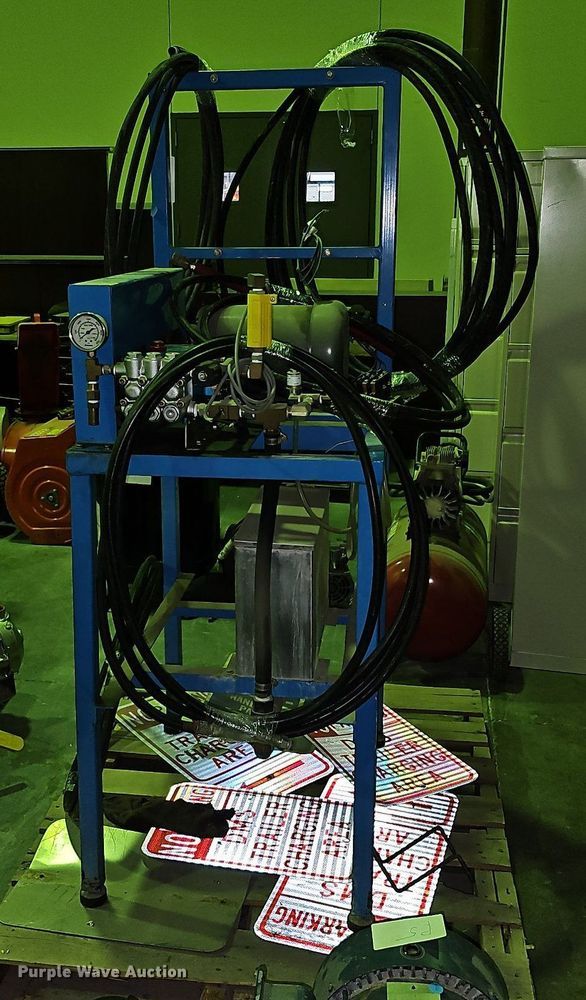 image for item ME9039 Pressure washer