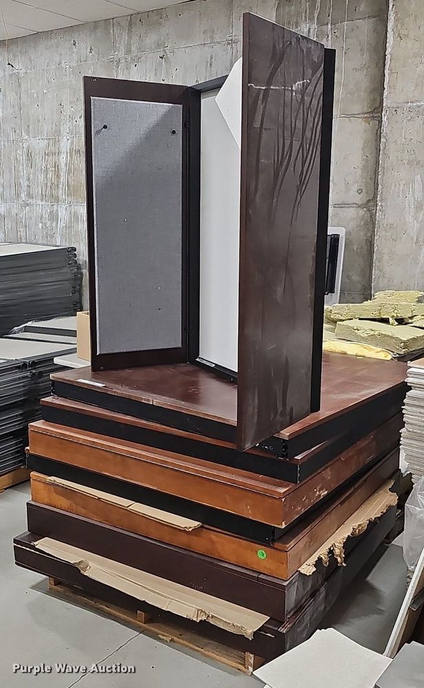 image for item ME9040 (8) white boards