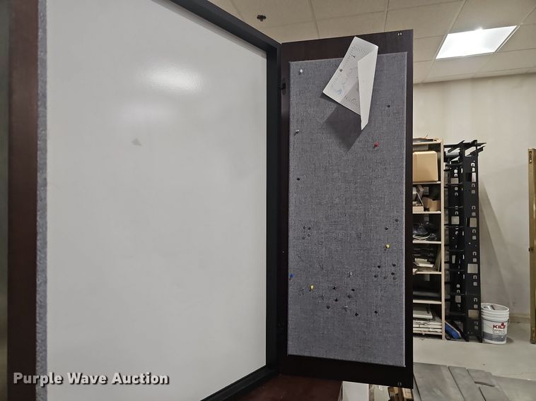 image for item ME9040 (8) white boards