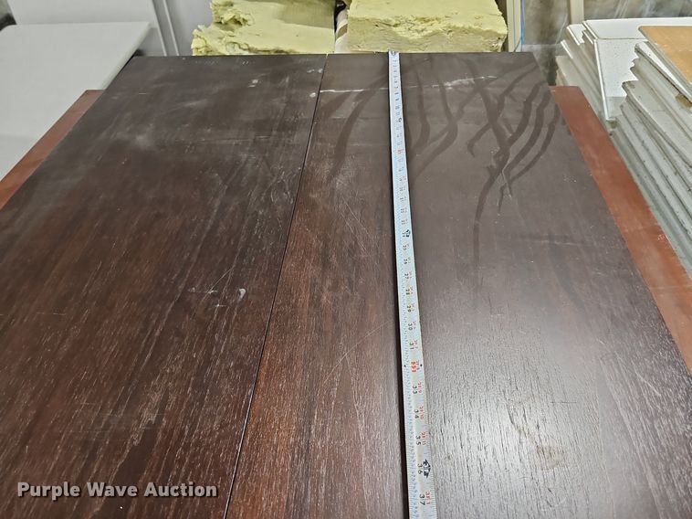 image for item ME9040 (8) white boards