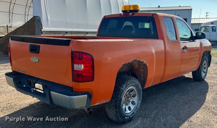 image for item MG9434 2007 Chevrolet Silverado 1500  Ext. Cab pickup truck