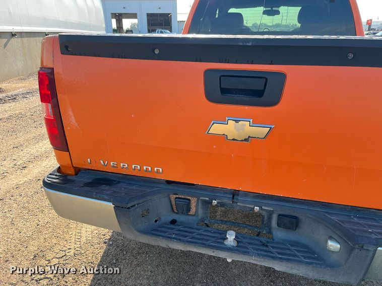 image for item MG9434 2007 Chevrolet Silverado 1500  Ext. Cab pickup truck