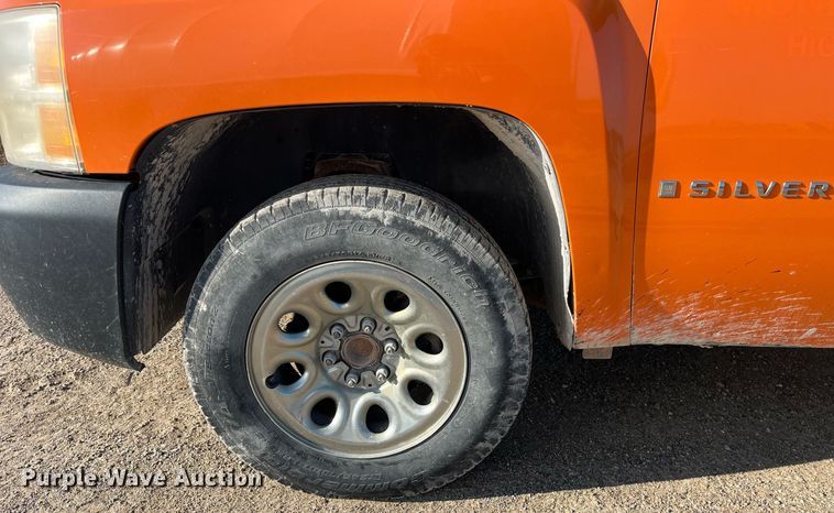 image for item MG9434 2007 Chevrolet Silverado 1500  Ext. Cab pickup truck