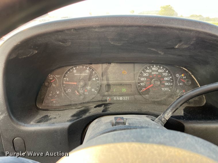 image for item MG9435 2006 Ford F250 Super Duty XLT  SuperCab pickup truck