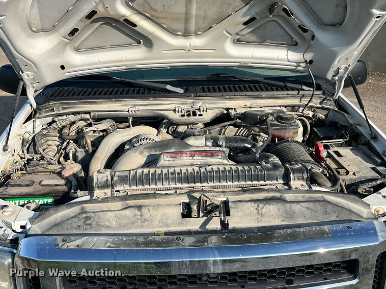 image for item MG9435 2006 Ford F250 Super Duty XLT  SuperCab pickup truck