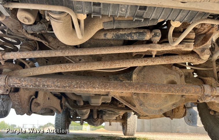 image for item MG9435 2006 Ford F250 Super Duty XLT  SuperCab pickup truck