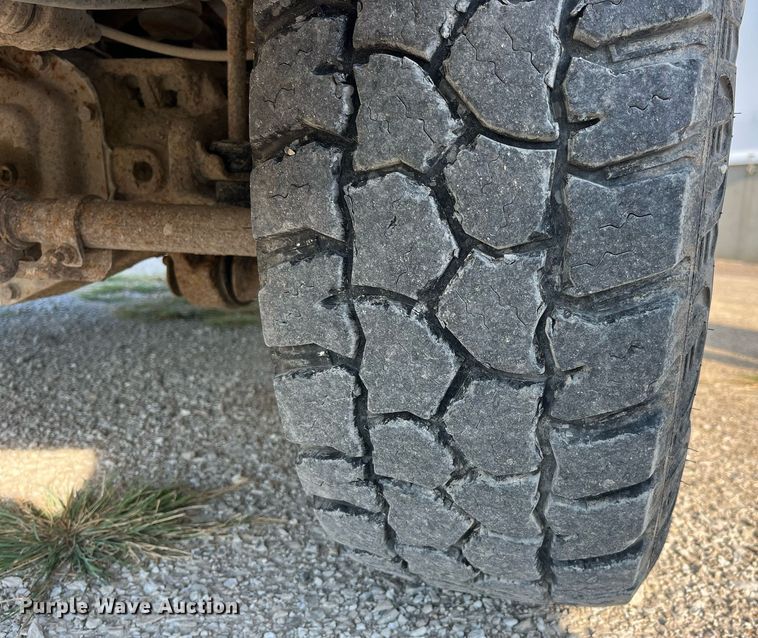 image for item MG9435 2006 Ford F250 Super Duty XLT  SuperCab pickup truck