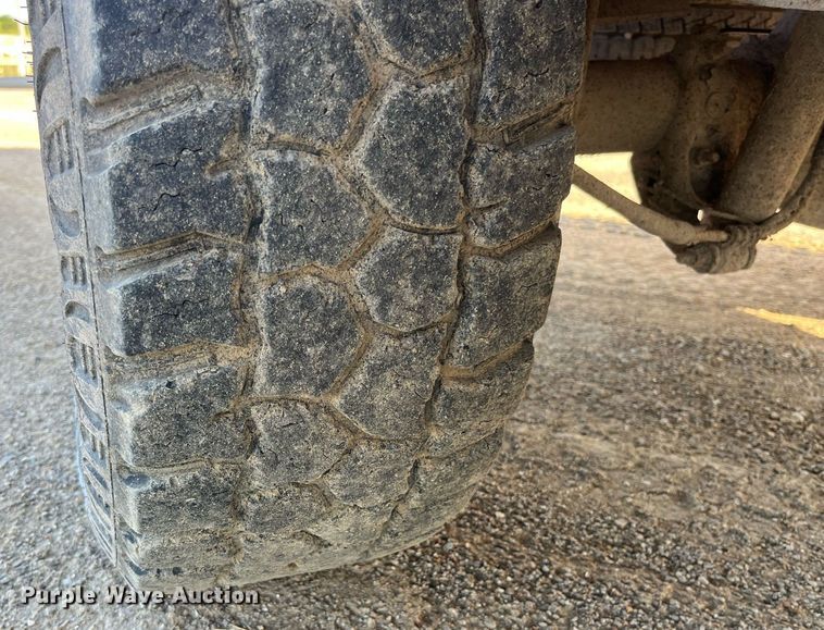 image for item MG9435 2006 Ford F250 Super Duty XLT  SuperCab pickup truck