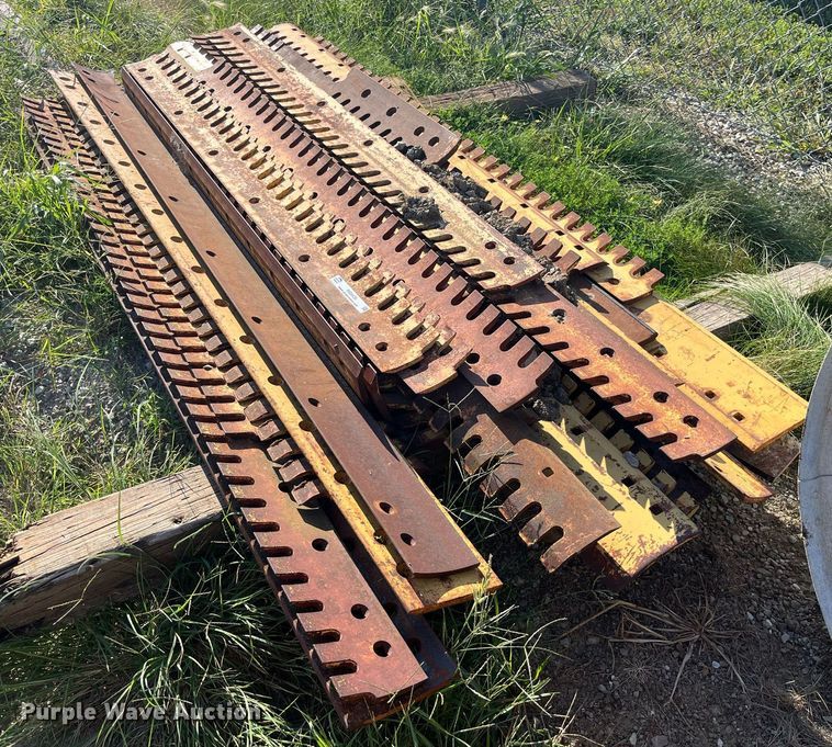 image for item MG9438 Approximately 24 cutting edges