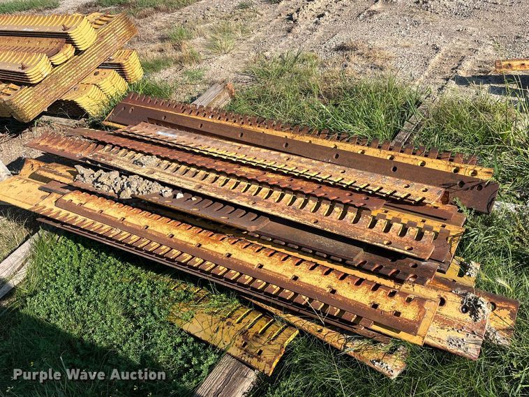 image for item MG9438 Approximately 24 cutting edges