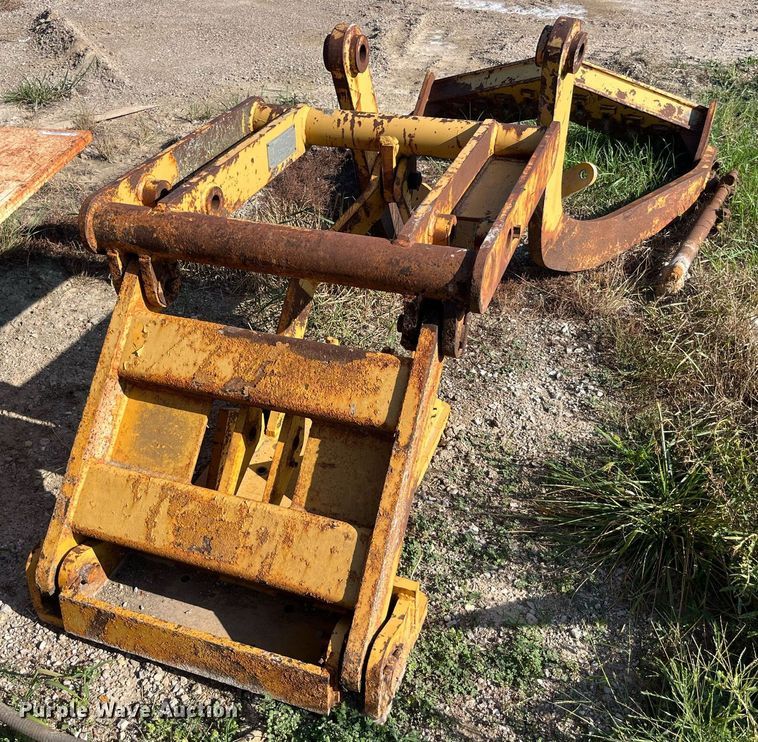 image for item MG9442 Balderson BL012  mid-mount scarifier