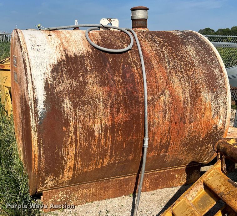 image for item MG9443 Fuel tank