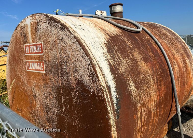 image for item MG9443 Fuel tank