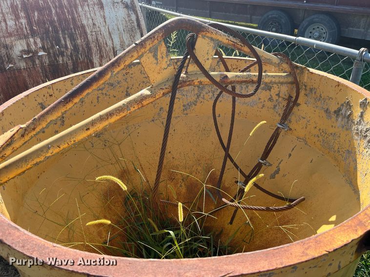 image for item MG9444 Concrete bucket