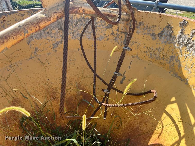 image for item MG9444 Concrete bucket