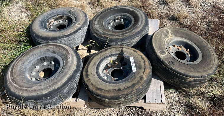 image for item MG9448 (5) tires and wheels