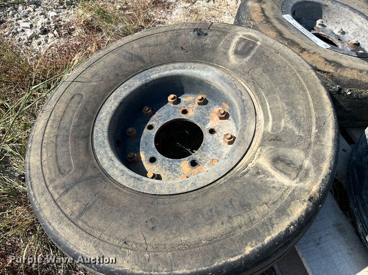 image for item MG9448 (5) tires and wheels