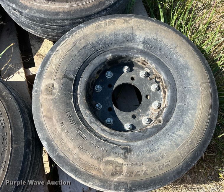 image for item MG9448 (5) tires and wheels