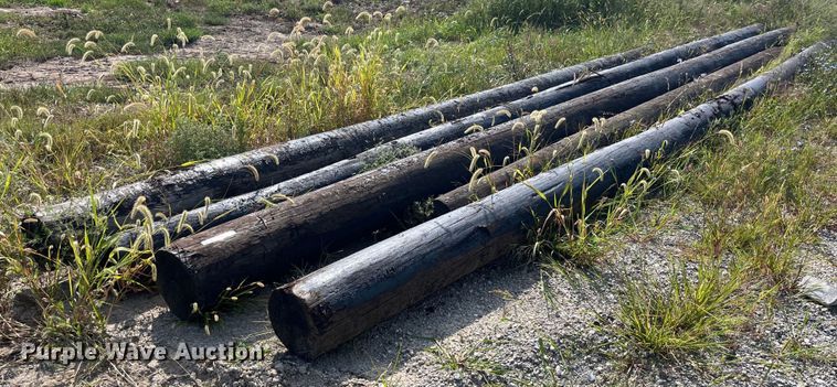 image for item MG9449 Bridge piling