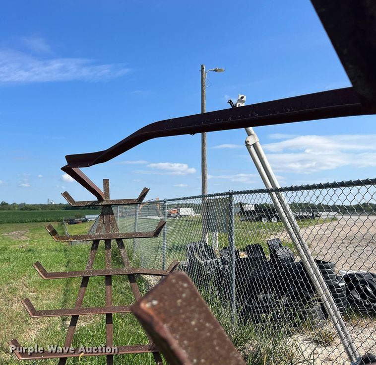 image for item MG9452 Steel rack