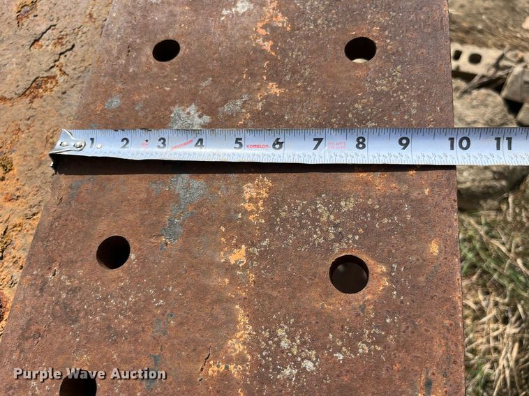 image for item MG9453 (12) steel I-beams