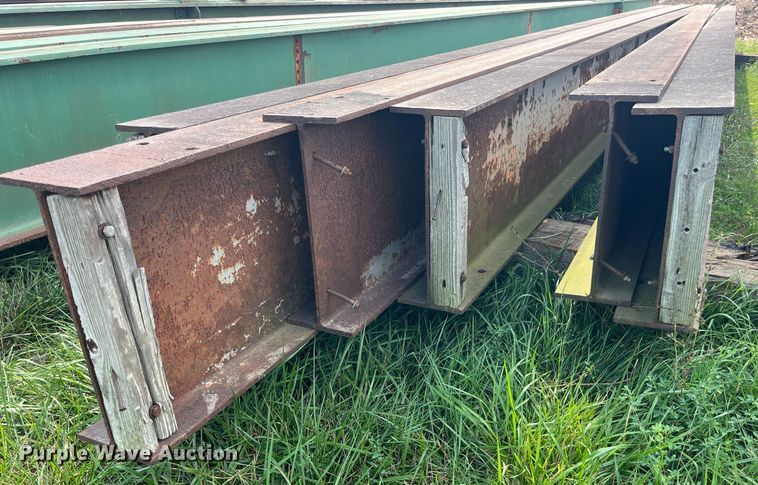 image for item MG9454 (9) steel I-beams