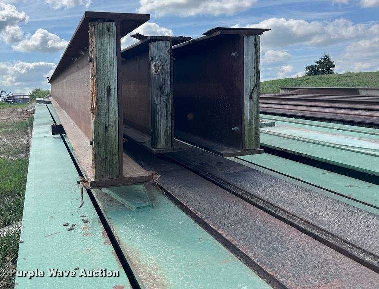 image for item MG9454 (9) steel I-beams
