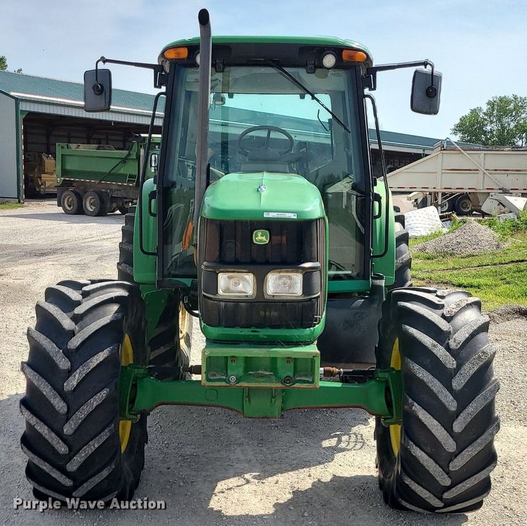 image for item MG9590 2008 John deere 6330 MFWD tractor