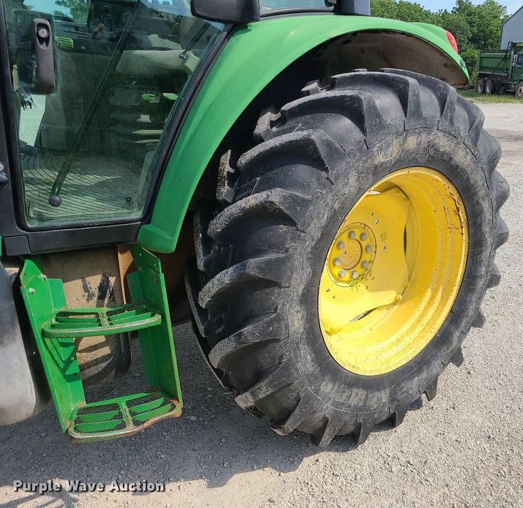 image for item MG9590 2008 John deere 6330 MFWD tractor