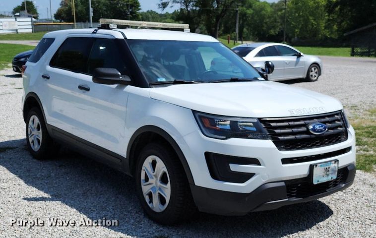 image for item MG9670 2019 Ford Explorer Police Interceptor  SUV
